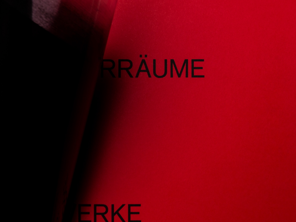 ÜBERRÄUME Katalog